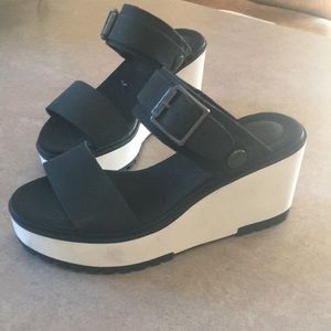 Timberland platform sandals